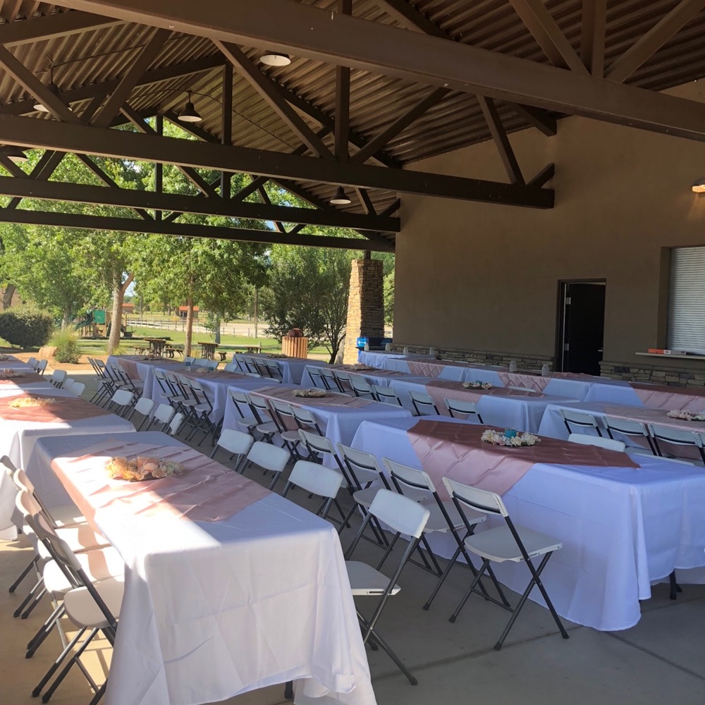 Banquet size white tablecloths ONLY USED ONCE!